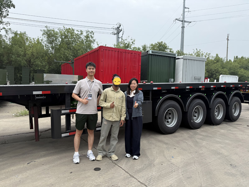 तुर्कमेनिस्तान के ग्राहक लुई फैक्ट्री का दौरा करते हैं, 3-एक्सल रियर-टिपिंग सेमी-ट्रेलरों पर ध्यान केंद्रित करते हैं और सहयोग करने का इरादा दिखाते हैं