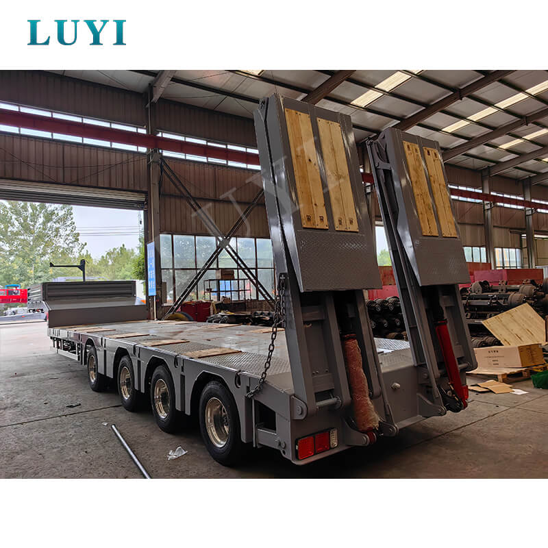 शेडोंग से मध्य एशिया तक! लुई 4-एक्सल लो-बेड सेमी-ट्रेलर को उज्बेकिस्तान भेज दिया गया