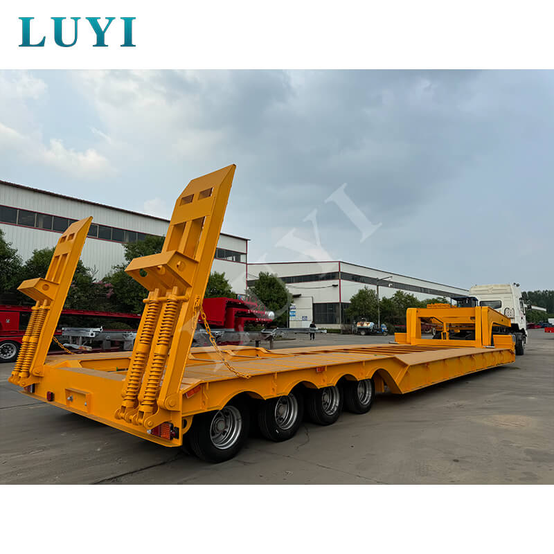 केस स्टडी: बोत्सवाना बाज़ार के लिए कस्टम 4-एक्सल लोबेड ट्रेलर