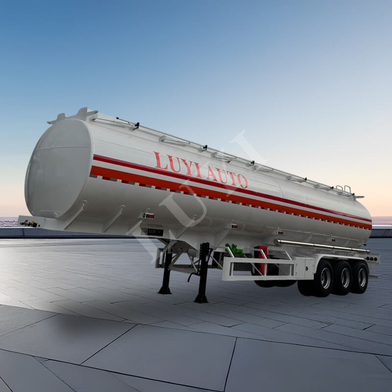 3-एक्सल 45,000-लीटर कार्बन स्टील ऑयल टैंक सेमी-ट्रेलर