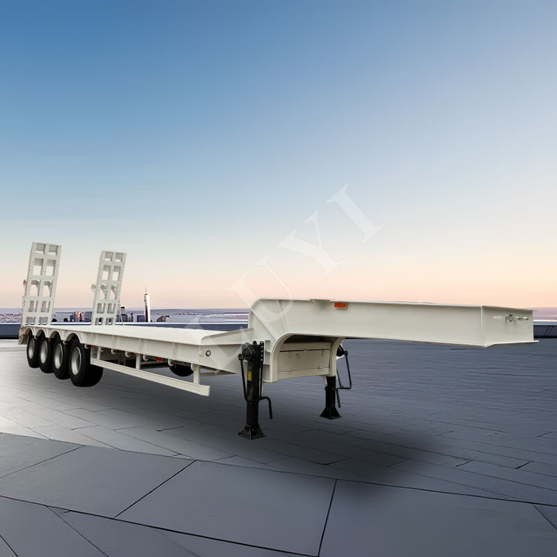 भारी मशीनरी के परिवहन के लिए यांत्रिक सीढ़ी के साथ हेवी-ड्यूटी 4-एक्सल लो-बेड ट्रेलर