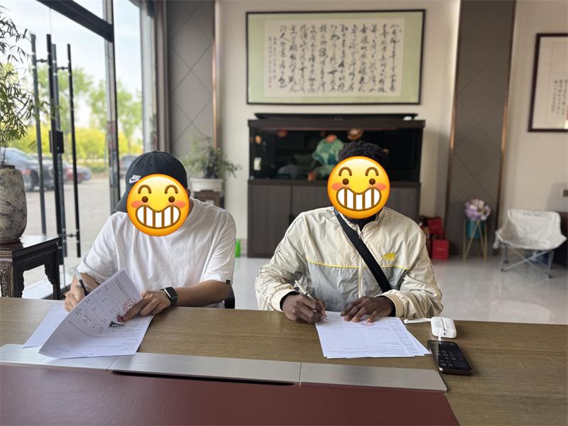 कैसे LUYI ने फ़ैक्टरी निरीक्षण और कस्टम इंजीनियरिंग के माध्यम से मोज़ाम्बिक सीमेंट टैंकर ऑर्डर जीता