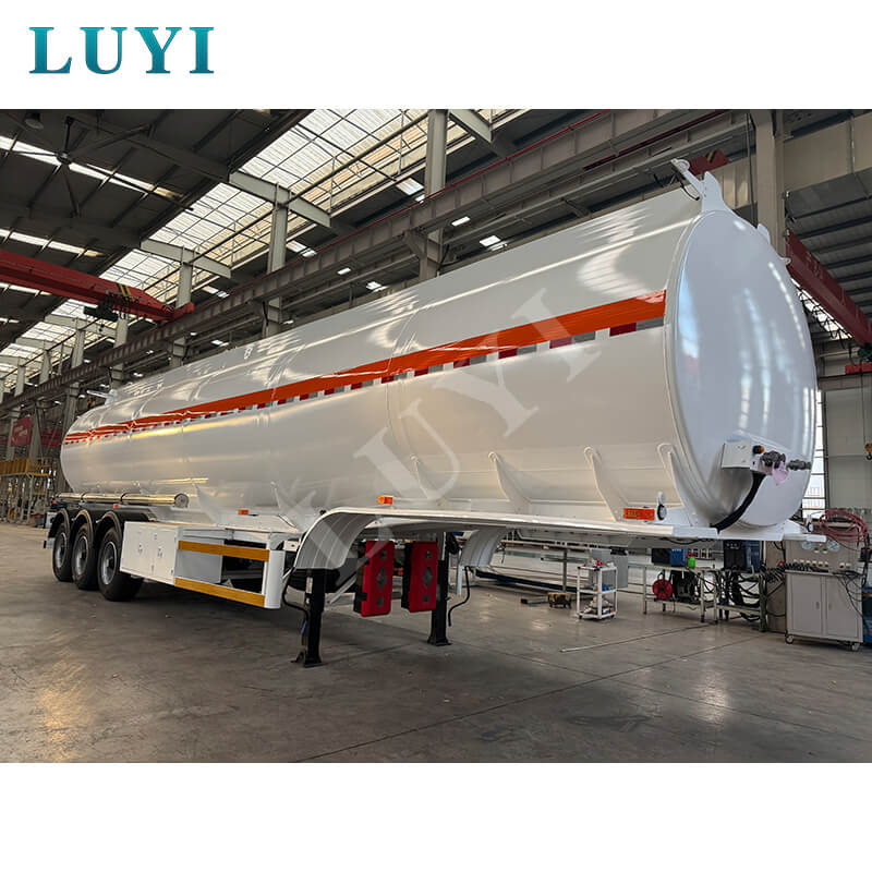 पुर्तगाल के विकास को शक्ति देना: क्यों एक यूरोपीय लॉजिस्टिक्स नेता ने भारी मशीनरी परिवहन के लिए लुई ऑटो को चुना